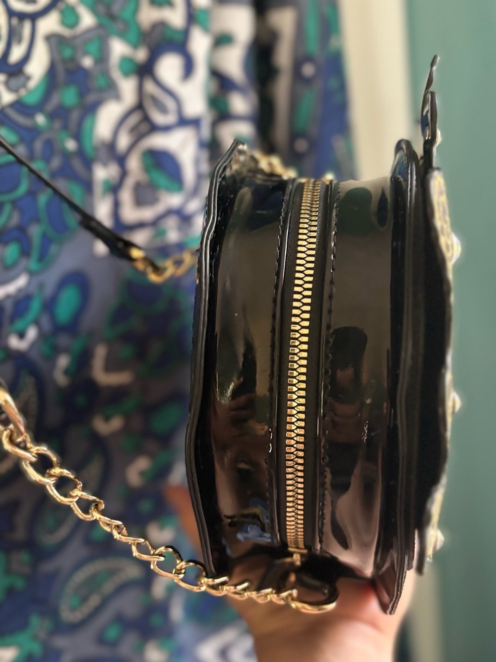 Betsey Johnson Halloween "Queen Sugar Skull" Kitsch Crossbody Bag - Picture 10 of 11